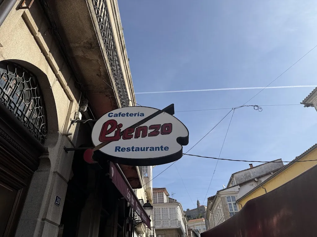 Santos_Lienzo_Monforte de Lemos_review