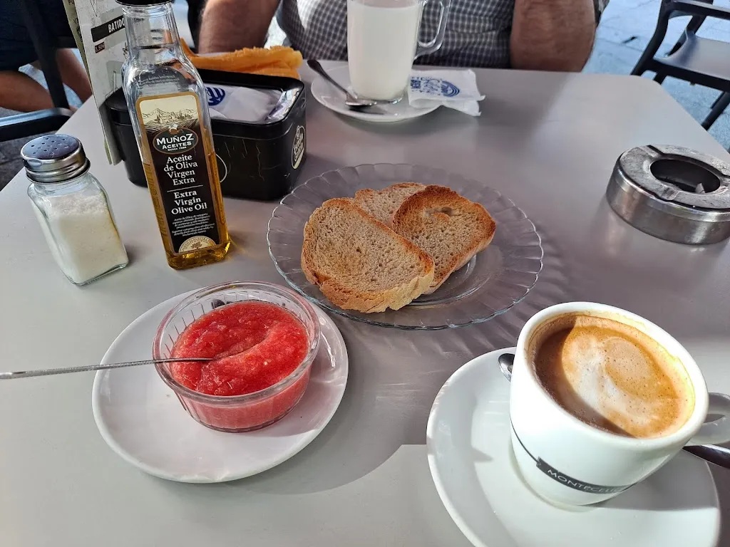 Paco “SúperPaco” Sánchez_Lienzo_Monforte de Lemos_review