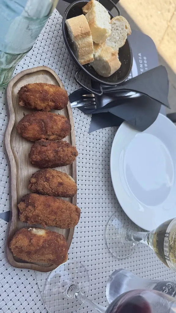 Juan Ortiz de Saracho_La Bodeguita Del Medio_Monforte de Lemos_recensione