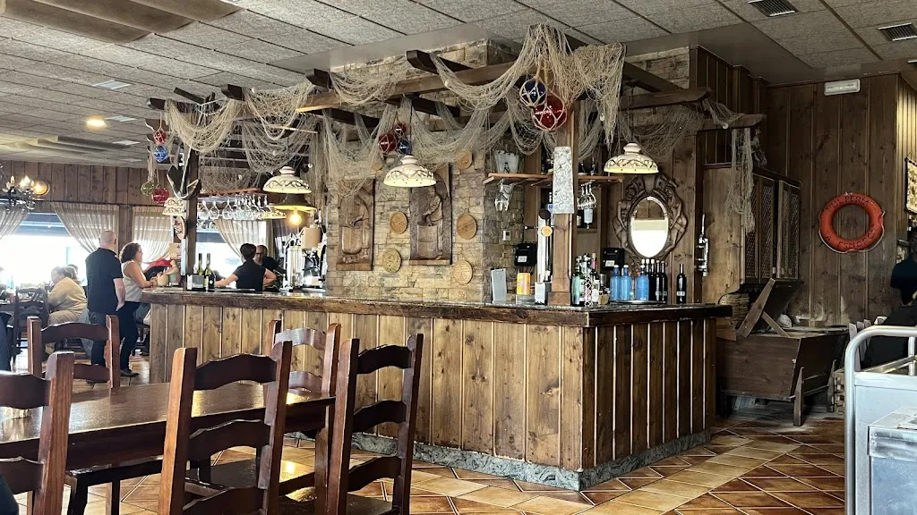 Pulpería "A Esmorga" restaurant in Monterroso