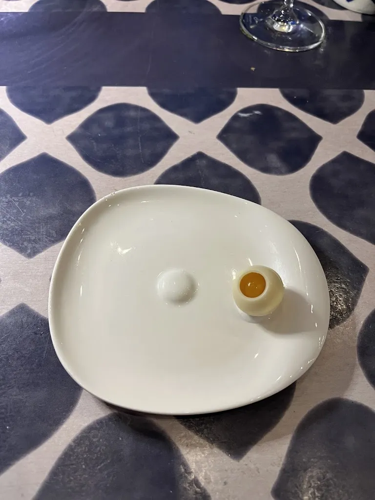 kolla lönen_Miky_Monterroso_review