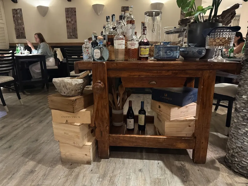 Miky_Monterroso_slider_image_3