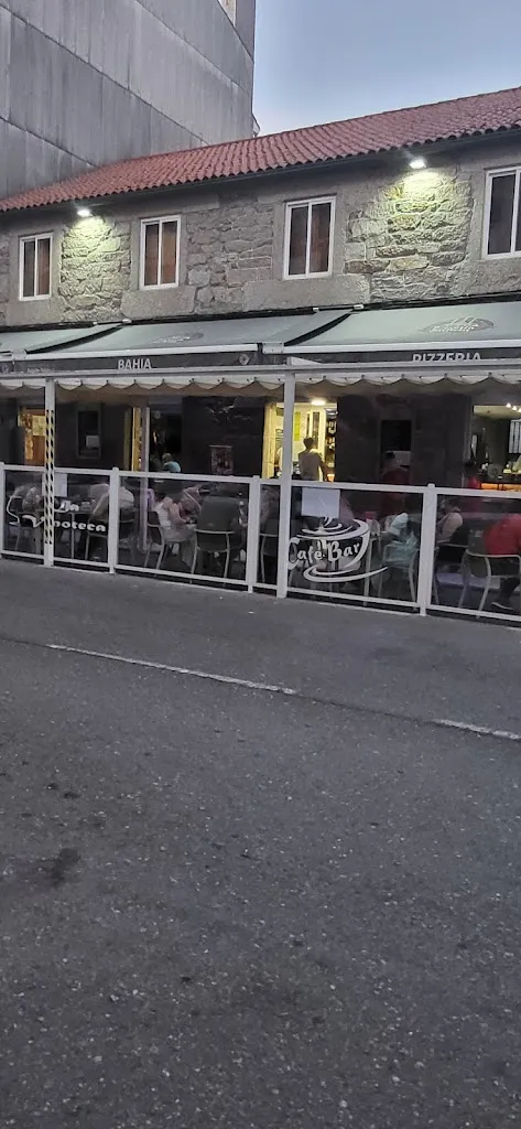 Lucas Gómez Bello_Pizzeria Bahía_Monterroso_review