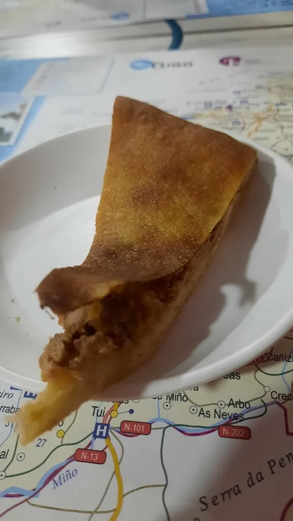 Mayte Exposito_Pizzeria Bahía_Monterroso_review