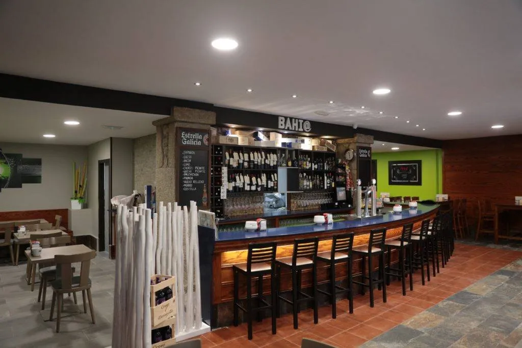 Pizzeria Bahía restaurant in Monterroso