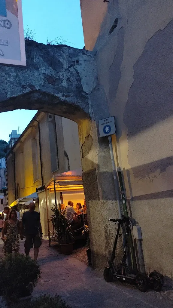 EMY'S WAY Ristorantino Frizzeria_Monterroso_slider_image_2