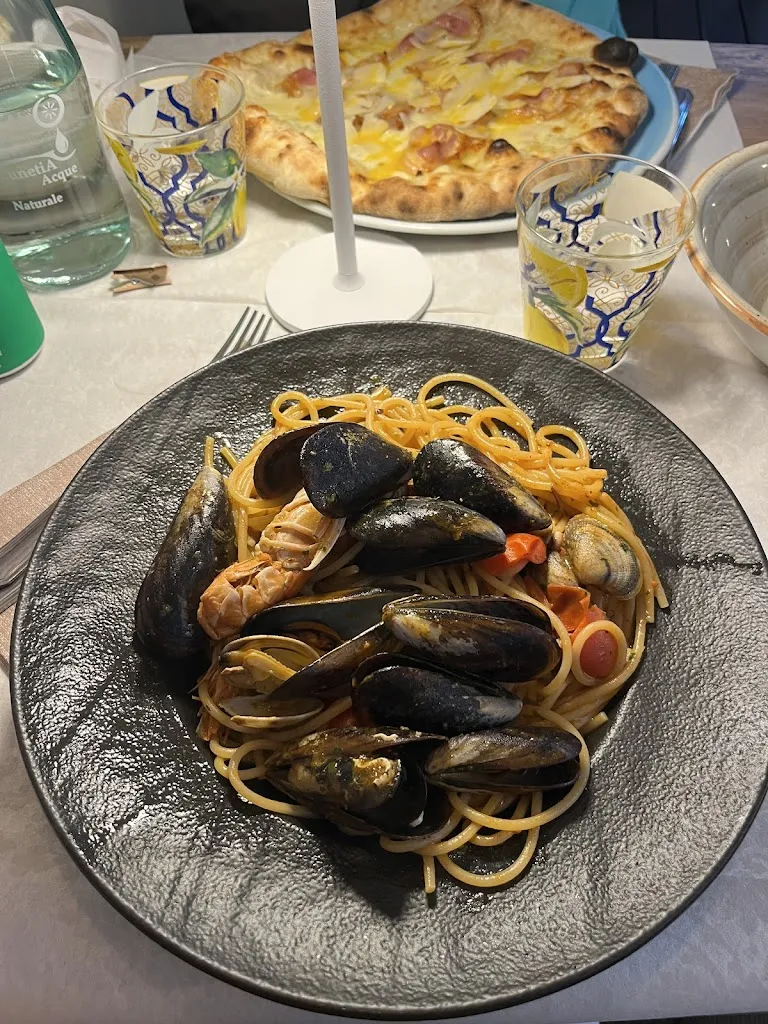 Casey Clubley_Ristorante Pizzeria Da Ely_Monterroso_review