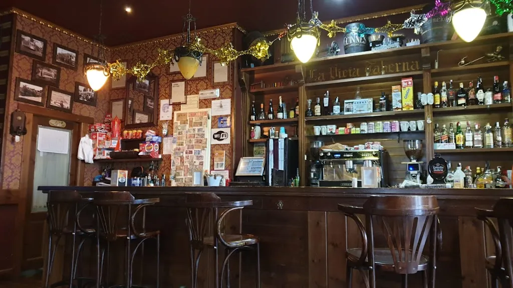 LA VIEJA TABERNA CERVECERIA restaurant in Pobra do Brollón A