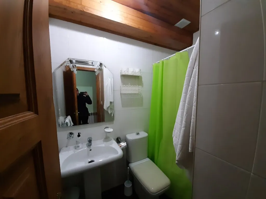 Rebeca S_Casas Rurales A Salanova_Pobra do Brollón A_review