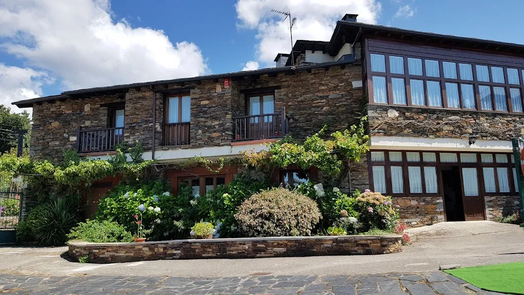 Casas Rurales A Salanova_Pobra do Brollón A_slider_image_3