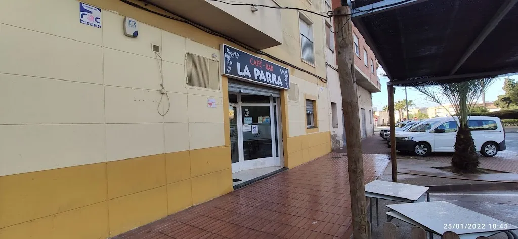 Café Bar La Parra ristorante a Monforte del Cid