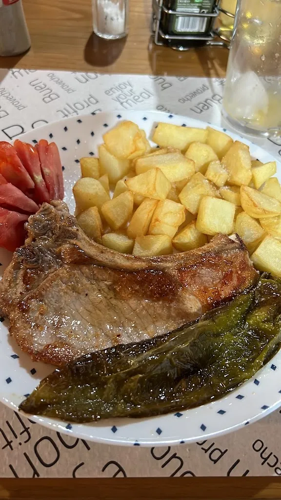 Barbara Reis_Casa de Lucas_Pedrafita do Cebreiro_review