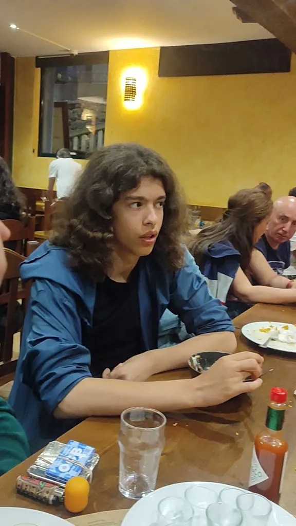 Albergue Restaurante Castro restaurant in Palas de Rei