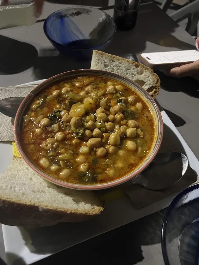 Rafaela Eiholzer_Casa Do Outeiro_Palas de Rei_review