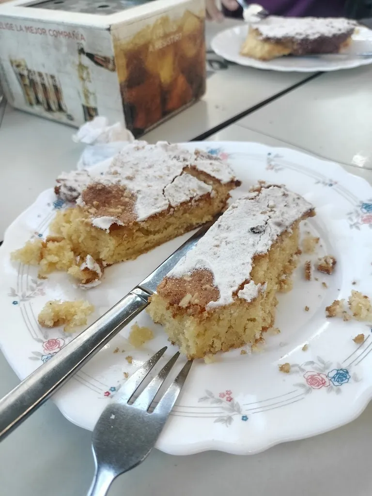 Jessica Seifert_Café Bar O'CRUCEIRO_Palas de Rei_review