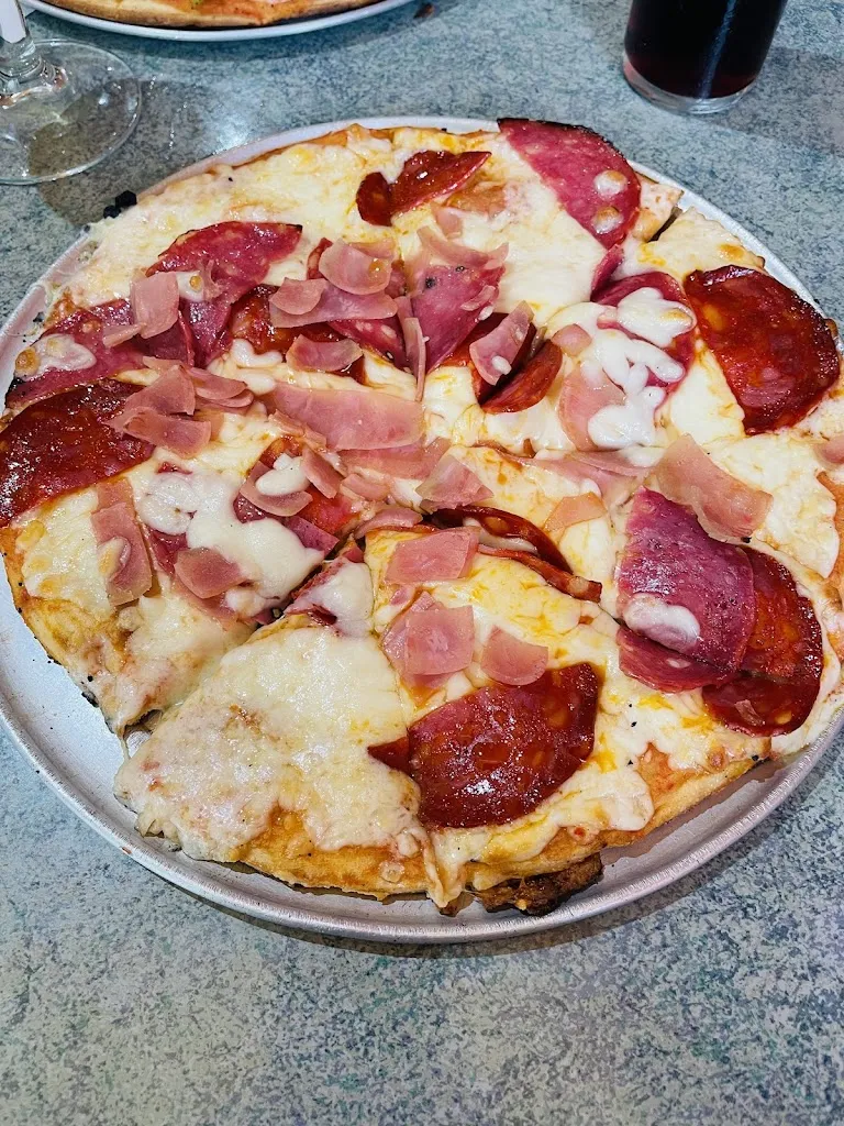 allynna1_Bar Pizzería Pardellas_Palas de Rei_review
