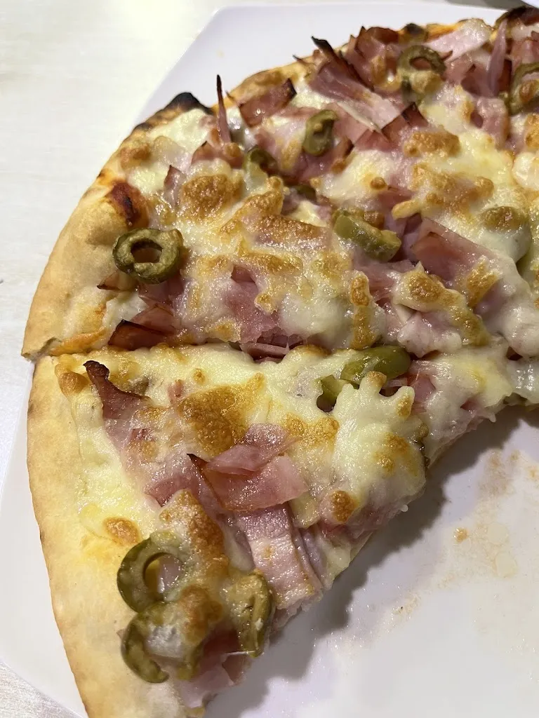 Álex_Pizzeria CHUSS_Palas de Rei_review