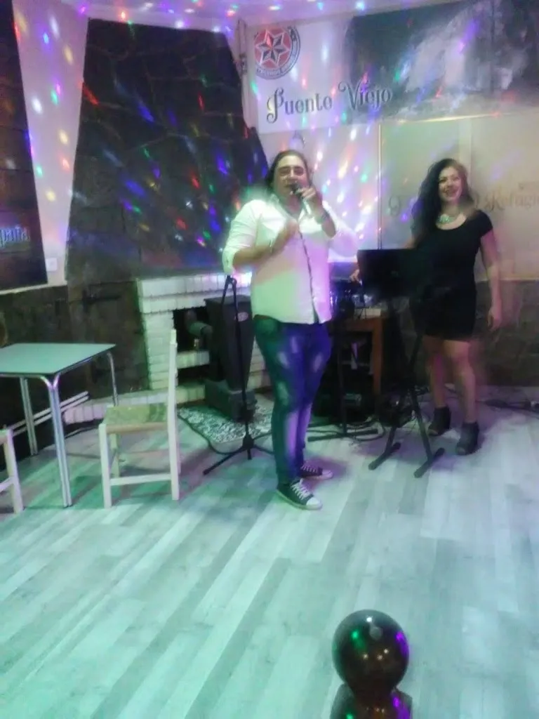 MESÓN O REFUGIO restaurant in Rábade