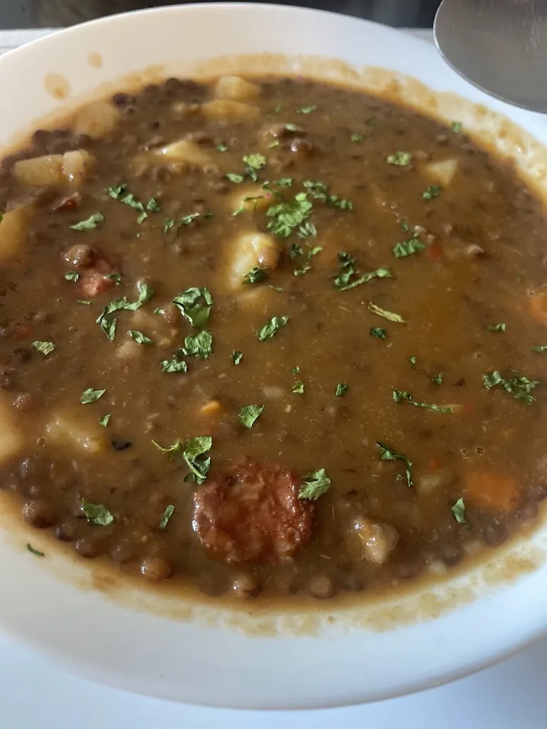 Josep Ludwing Ruiz Zuluaga_Restaurante Avenida_Saviñao O_review