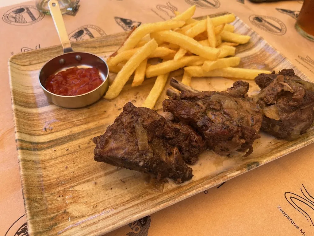 Restaurante Praia Fluvial San Clodio_Ribas de Sil_slider_image_3