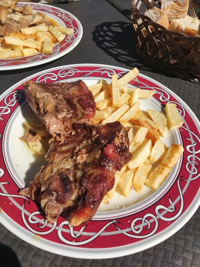 Menu_Restaurante O Curtiñeiro_Ribas de Sil_image_9