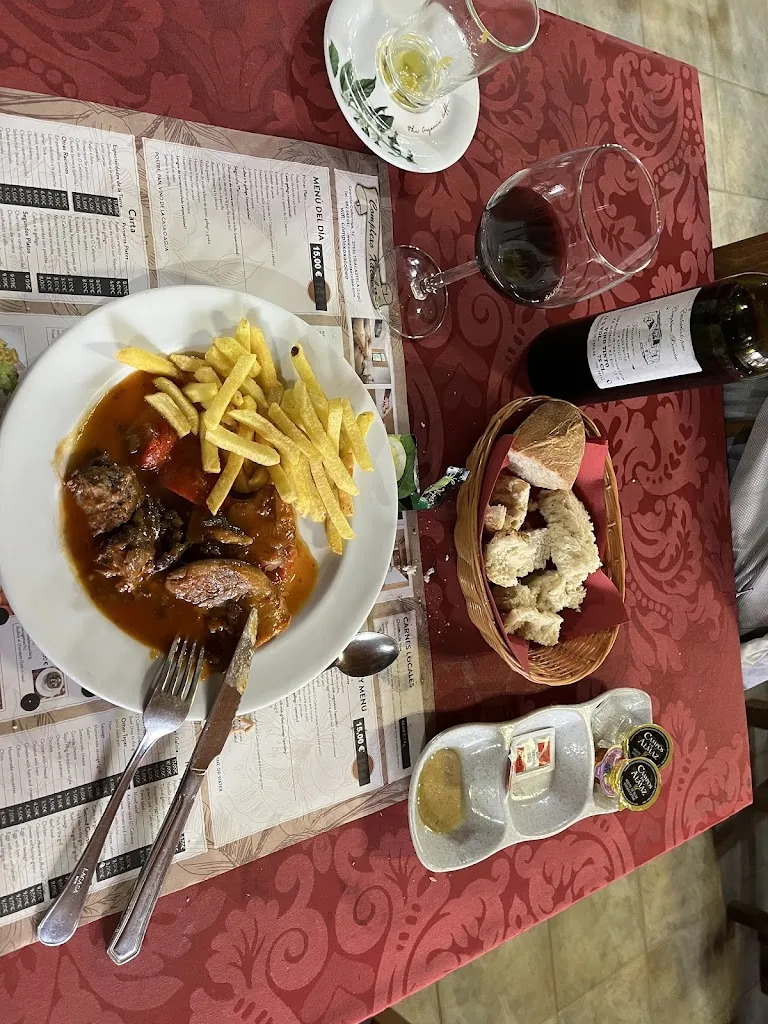 Jim J._Complexo Xacobeo Restaurante_Triacastela_recensione