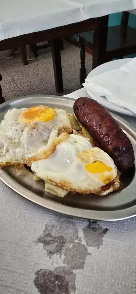 Angel Misut_Bar Restaurante Ares_Xermade_recensione