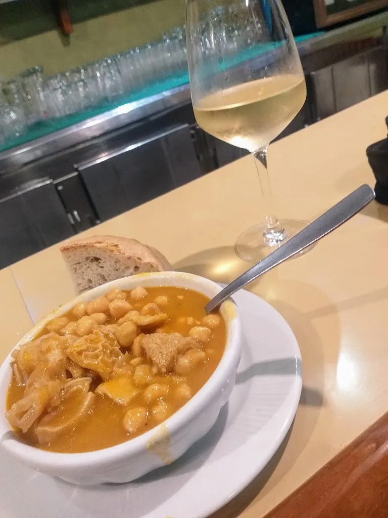 Moncho Jurjo_Bar Restaurante Ares_Xermade_recensione