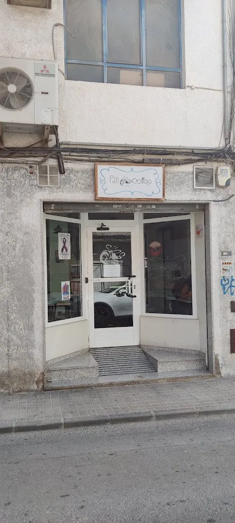 Mario Loulié_Pan&Coffee_Monforte del Cid_review