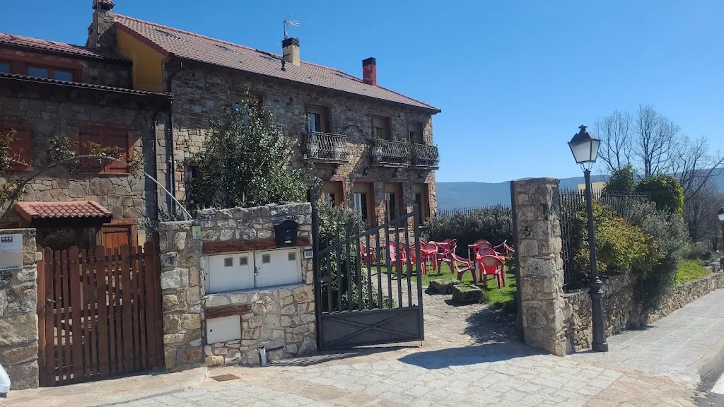 Hotel Restaurante El Acebo_Acebeda La_slider_image_1