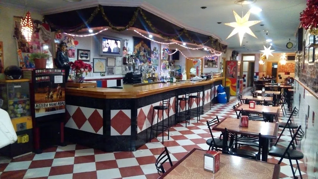 Young People_Monforte del Cid_slider_image_2