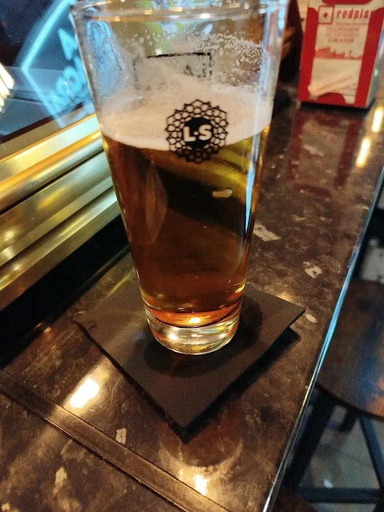 Bernard Gomez_La Alameda_Alameda del Valle_review