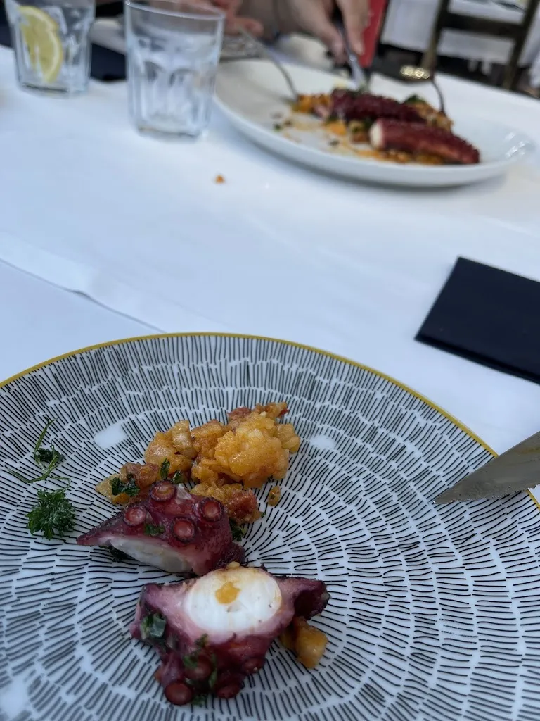 Corinna Hauer_La Terraza del camping_Alameda del Valle_review