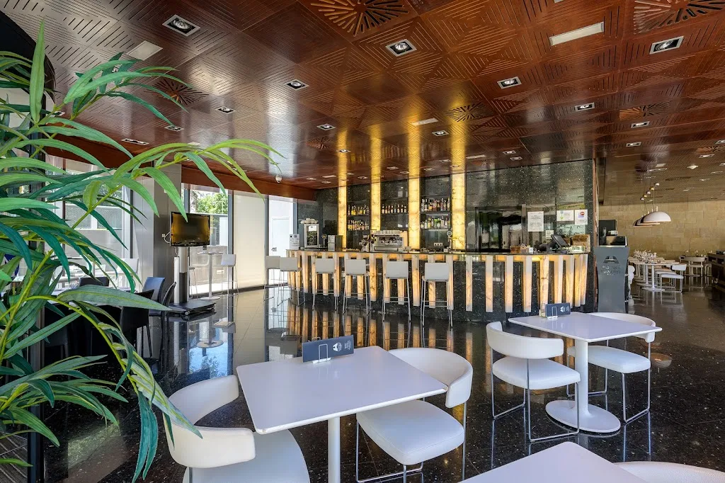 Restaurante Alameda @ Hotel Maydrit_Alameda del Valle_slider_image_1