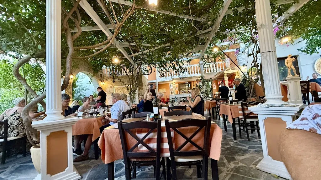 Irodion Garden Restaurant_Samos_slider_image_3