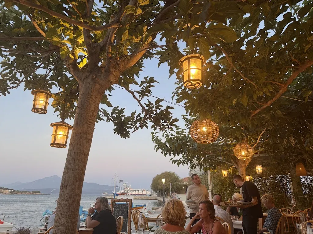 Ruth Day_MERMIZELI_Samos_review