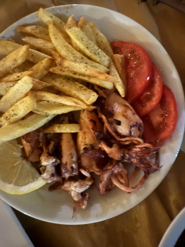 Burcu Memis Doguc_Ta Fanaria_Samos_review