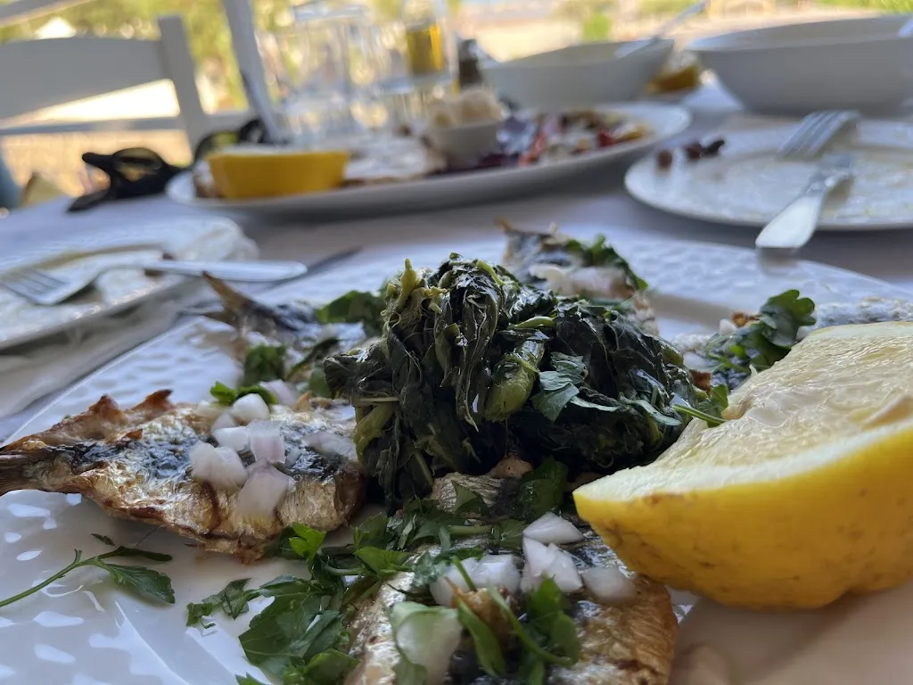 Alexandra Michou_Almyriki_Samos_review