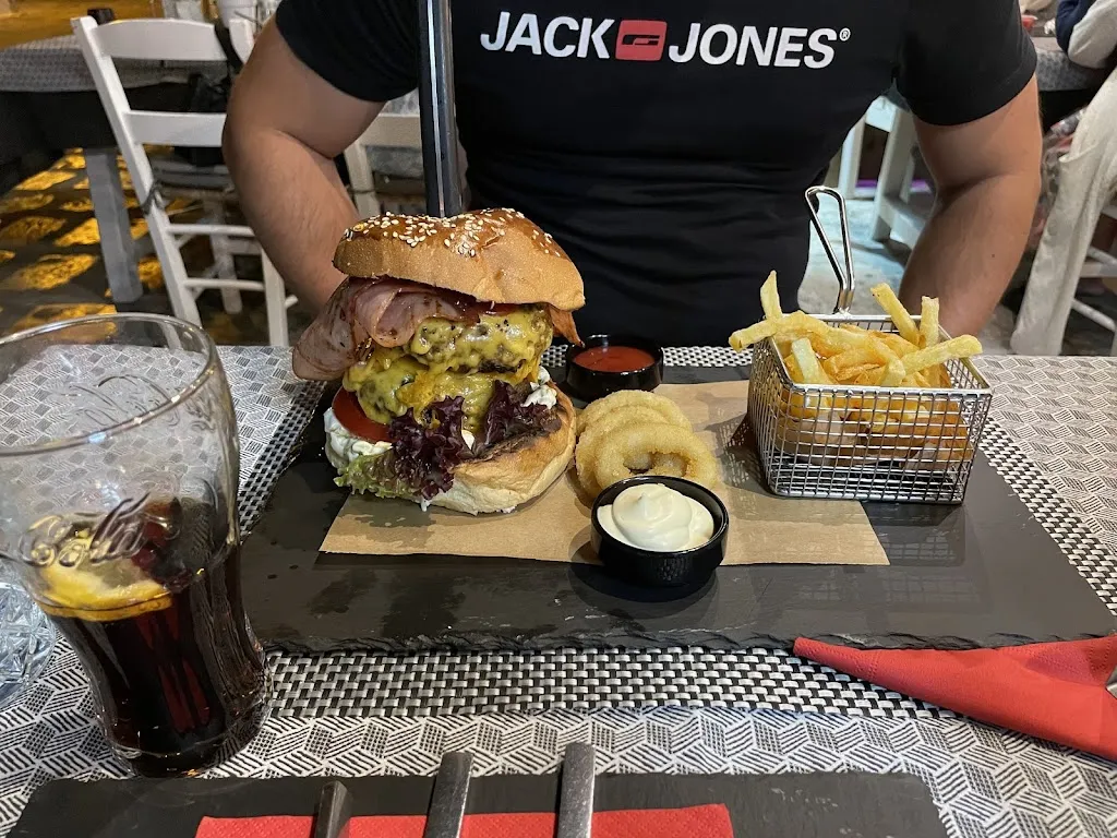 Menu_Knife & Fork Restaurant_Samos_image_5