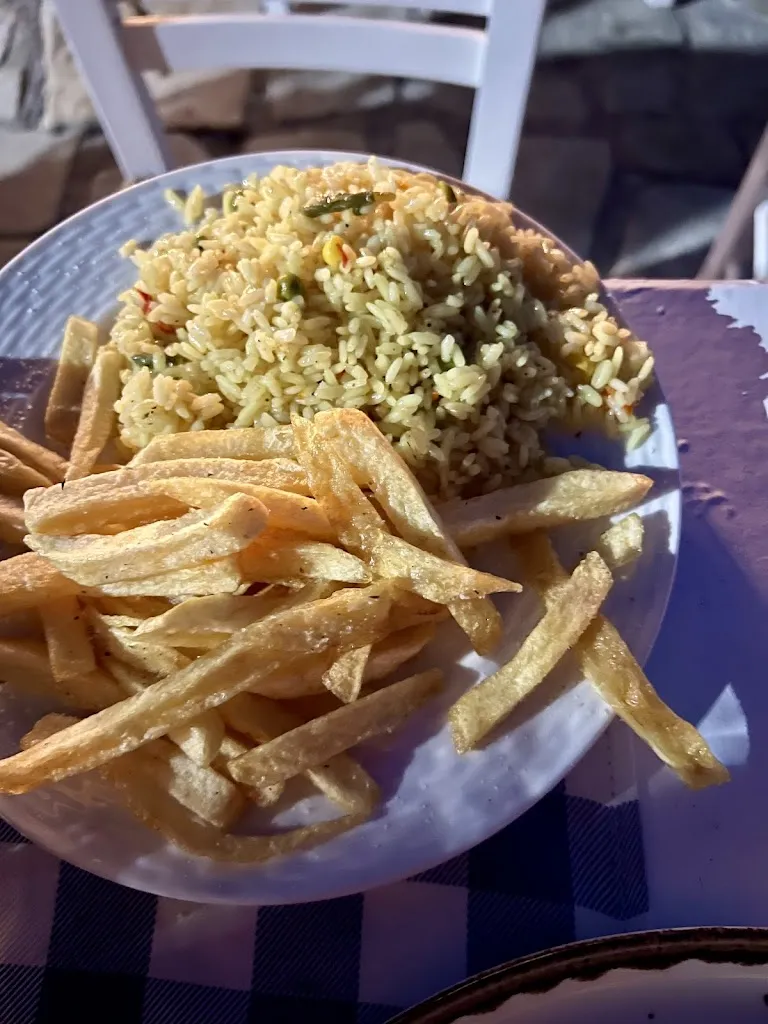 Ali Nihat Cicek_Kalamies Seaside Restaurant_Samos_review