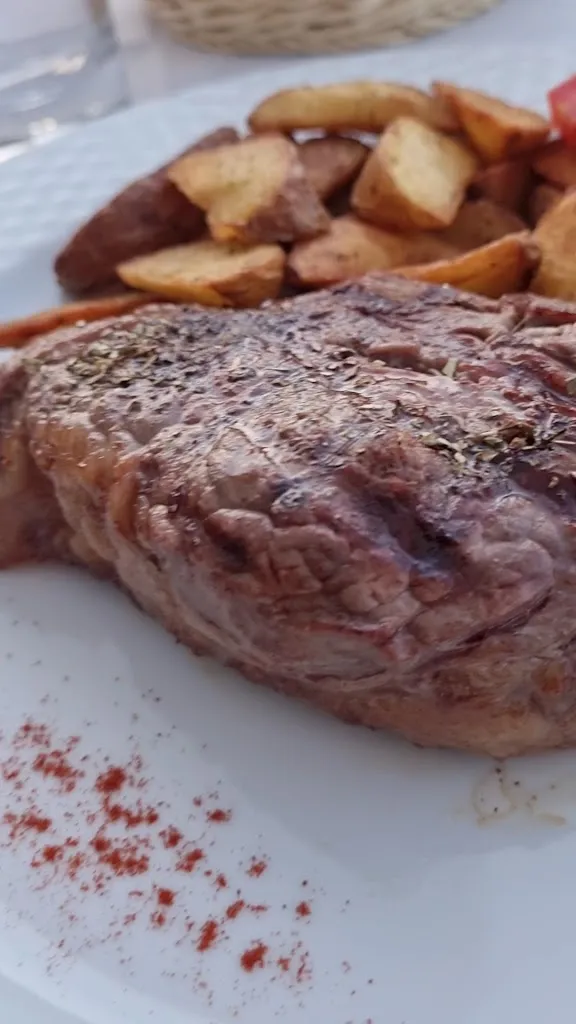 Meltemi Restaurant_Samos_slider_image_2