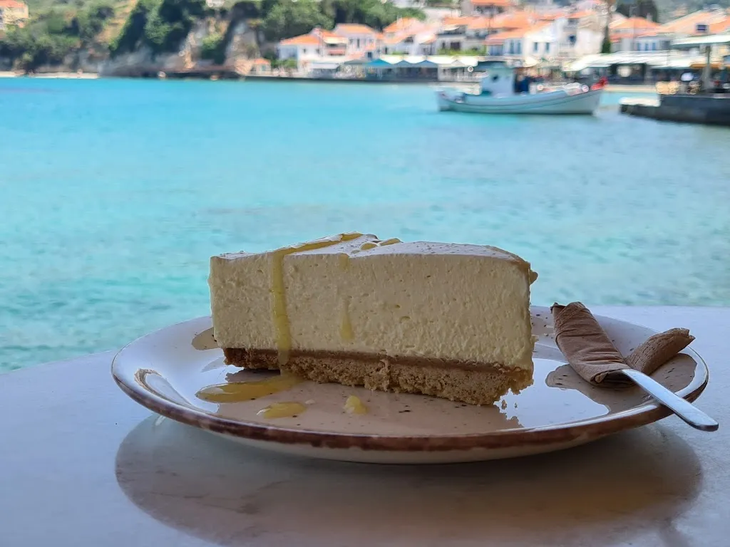 Menu_Cavos Cafe Bar Bistro_Samos_image_4