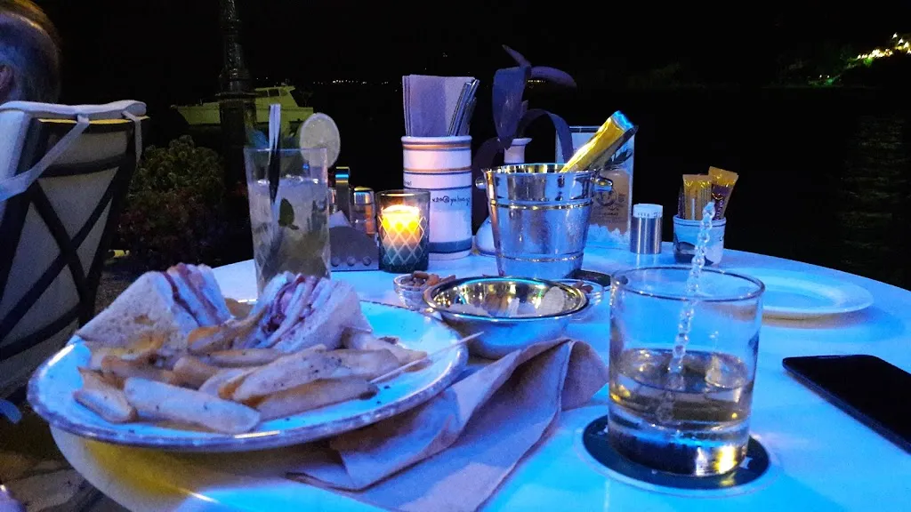 Menu_Cavos Cafe Bar Bistro_Samos_image_5