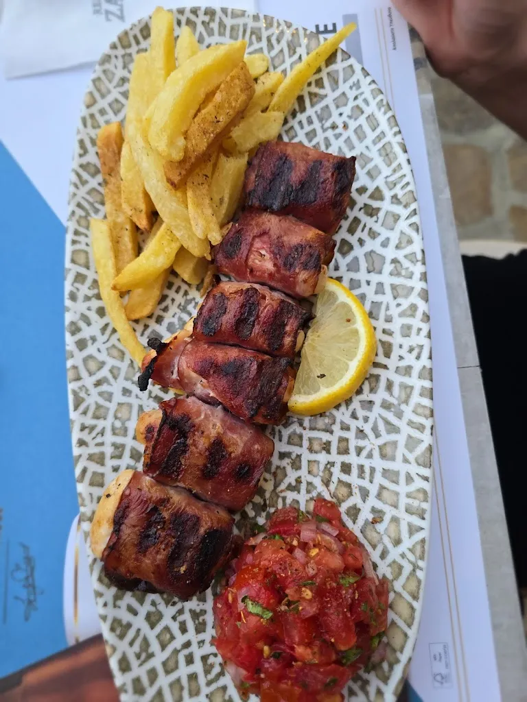 ZAKORE BBQ_Samos_slider_image_2