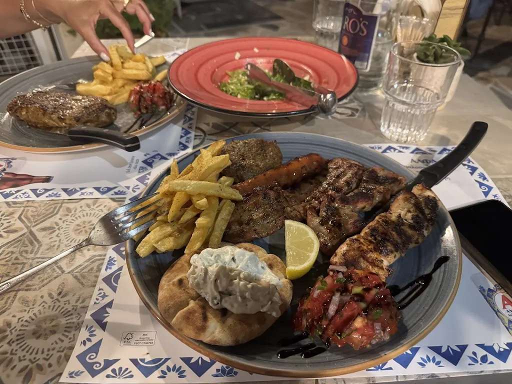 ZAKORE BBQ_Samos_slider_image_3