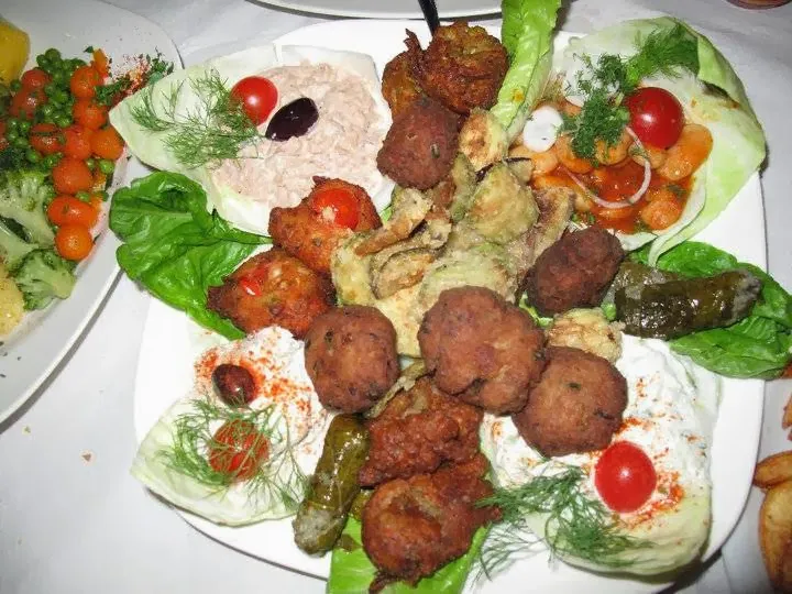 Aφrodite Garden Restaurant_Samos_slider_image_2