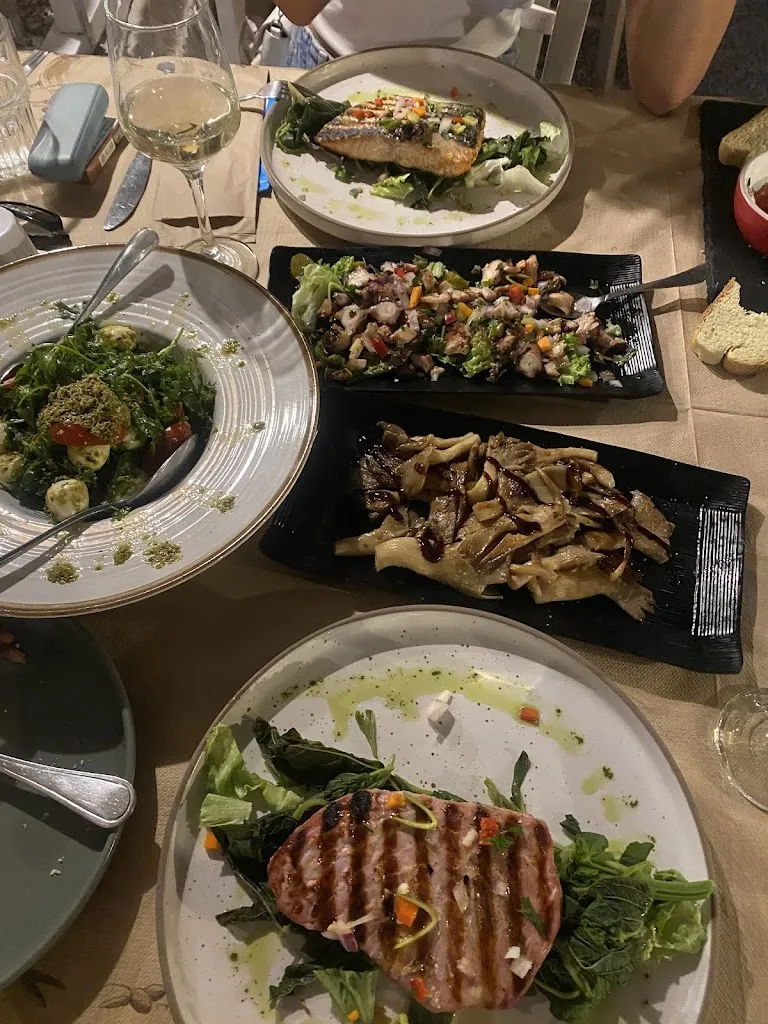 Musa Bayrakçı_Welcome Restaurant_Samos_review