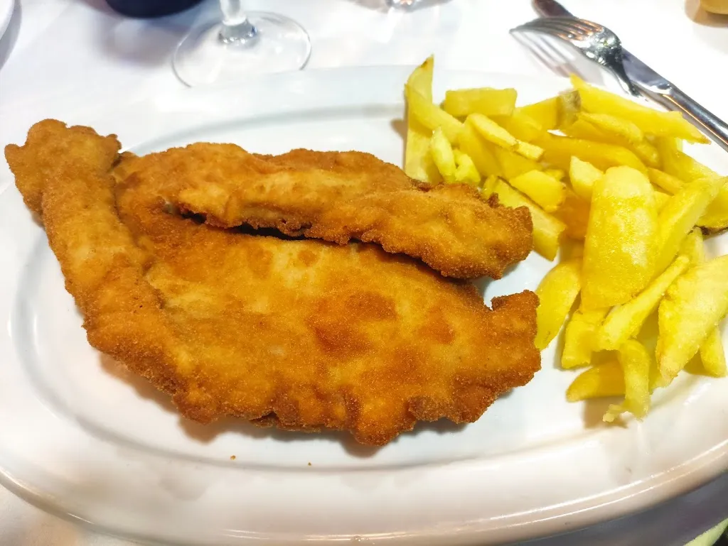 Menu_Hotel Restaurante El Jardín_Aldea del Fresno_image_5