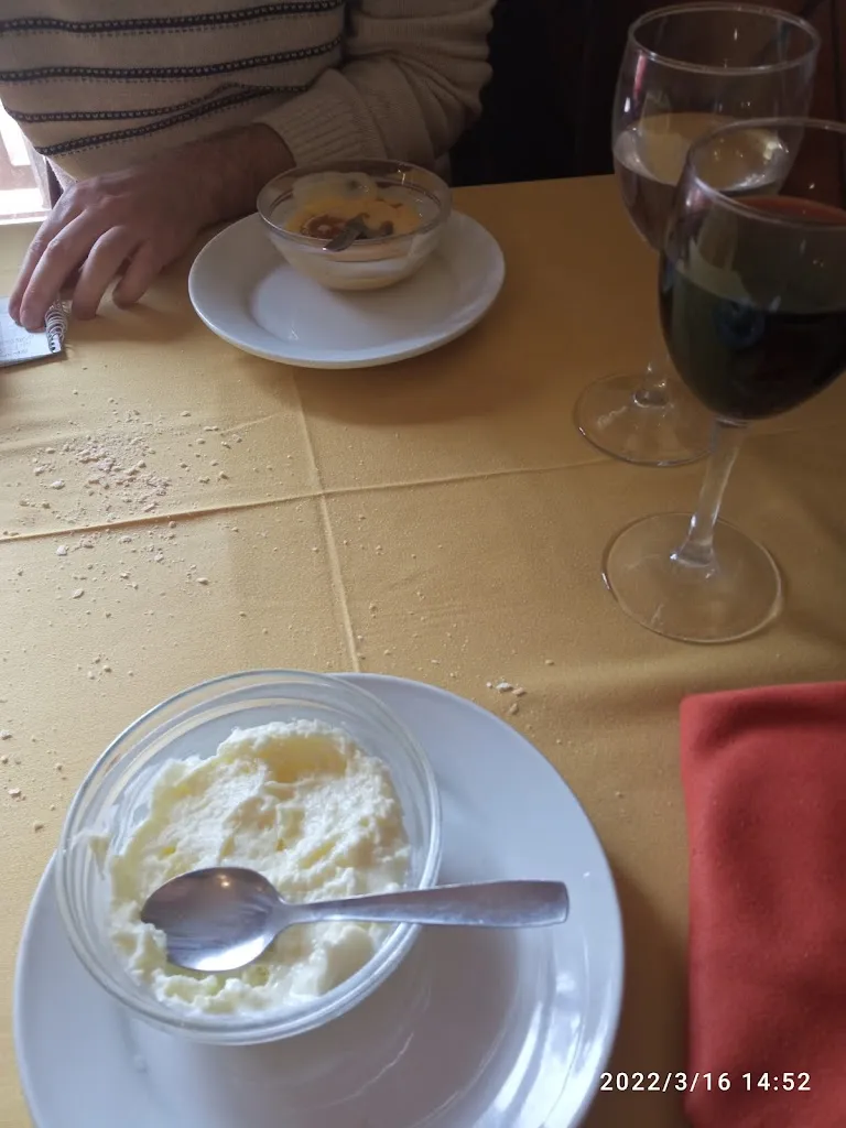 Menu_Restaurante Los Conejos_Aldea del Fresno_image_7