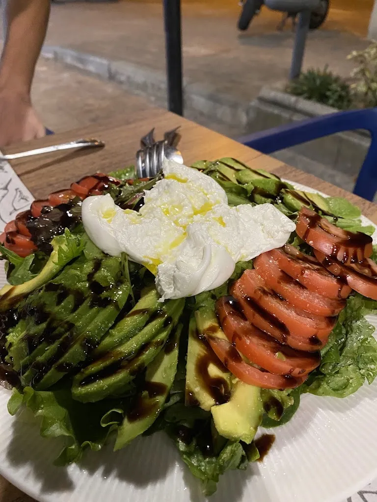 Oscar Muñoz Grados_Bar Restaurante Sofia_Aldea del Fresno_review